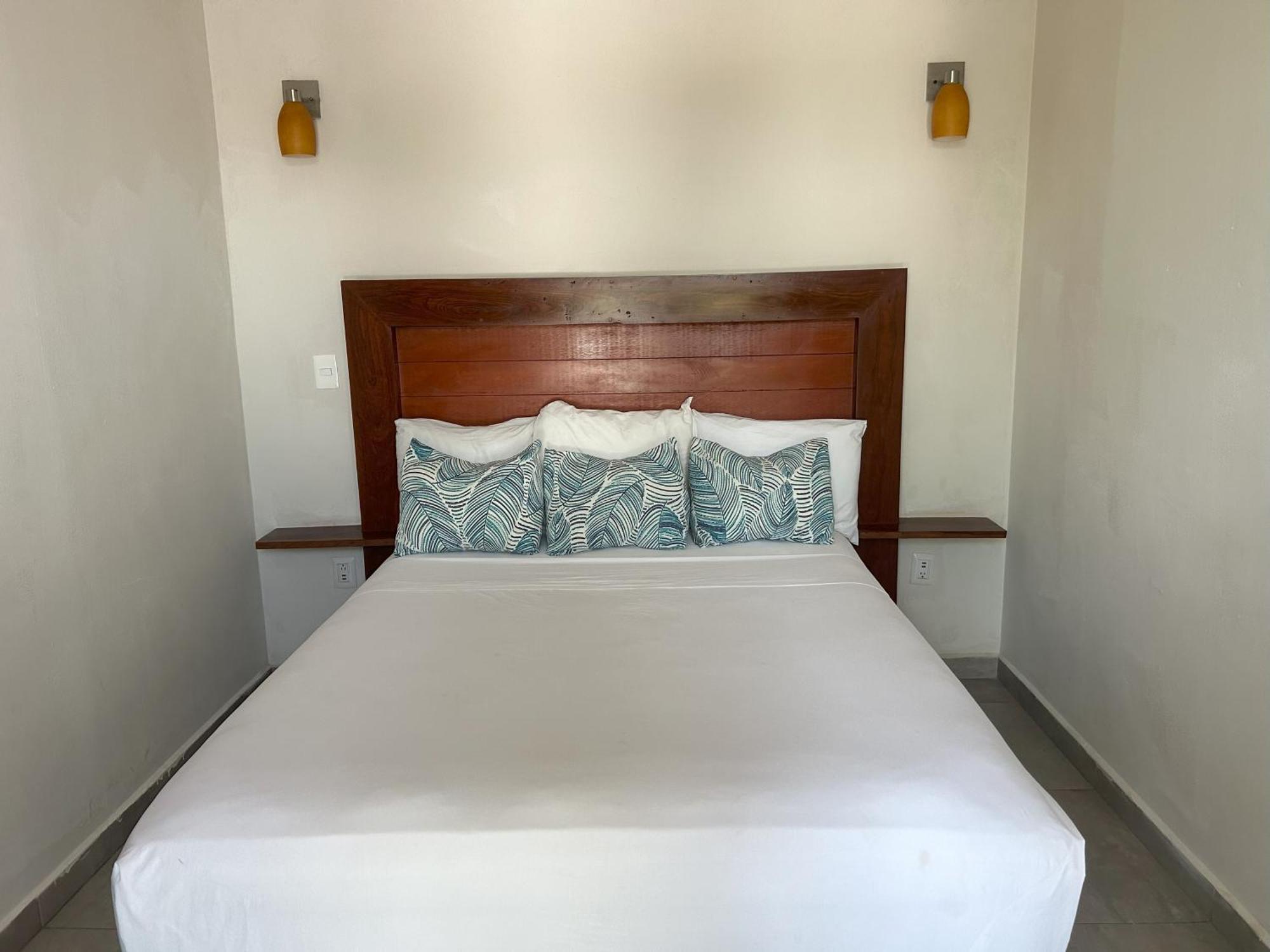 Aquastar Hotel & Apartments Mahahual Buitenkant foto