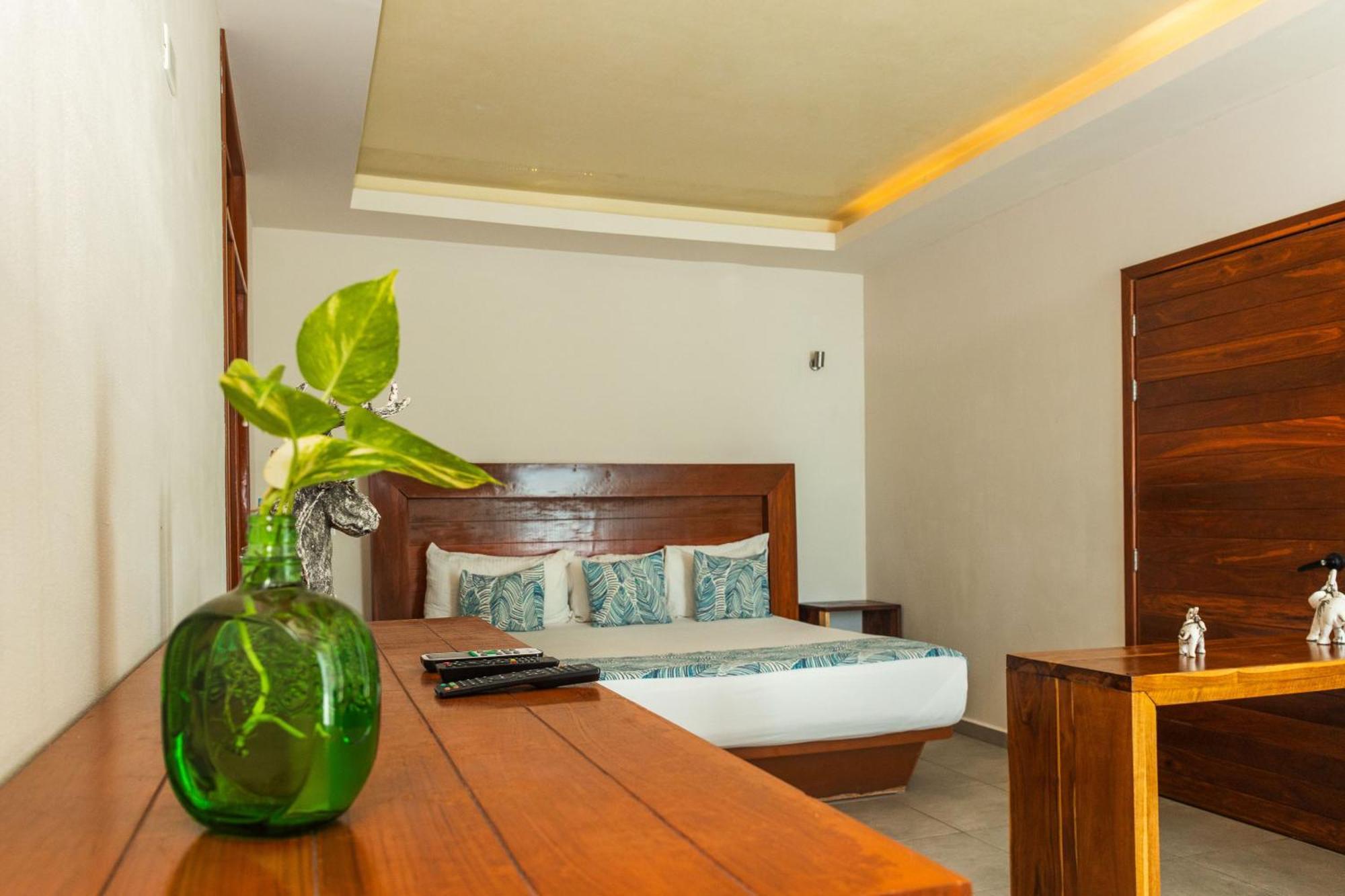 Aquastar Hotel & Apartments Mahahual Buitenkant foto