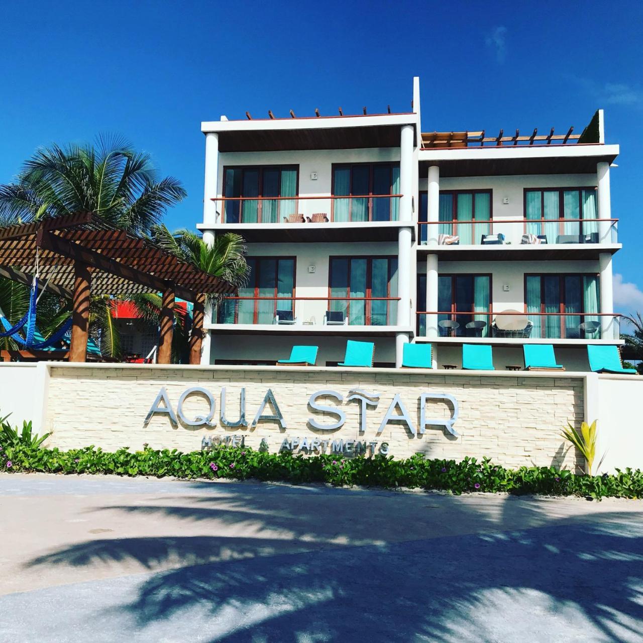 Aquastar Hotel & Apartments Mahahual Buitenkant foto
